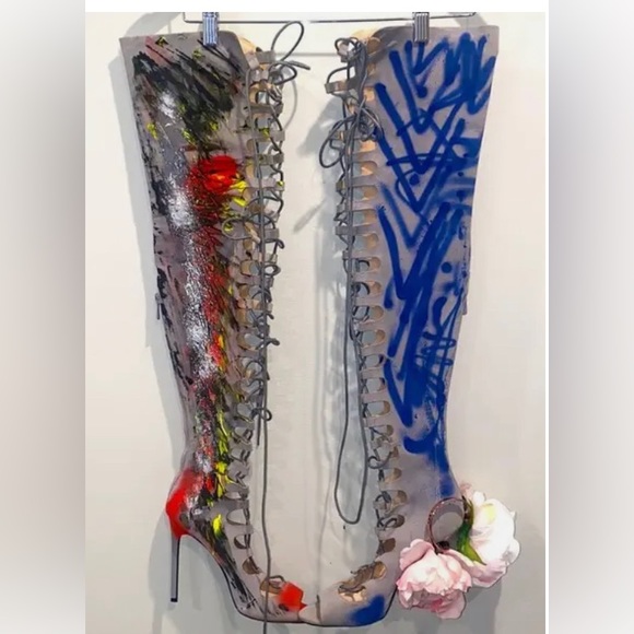 Lace-Up Hottie Boot 7.5 - Picture 2 of 3